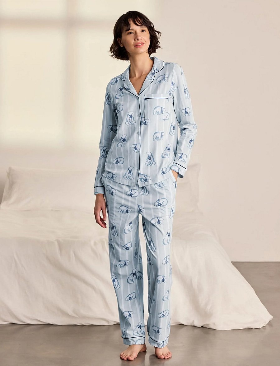 chelsea-peers-pyjama-dames-865xnp-1.jpg Chelsea Peers Organic Cotton Polar Bear Stripe Print Long Pyjama Set (CPSCW1007RPBS02) Pyjama''s Boozt.com - Afbeelding 1