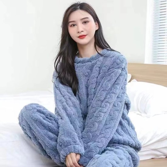 dames-pyjama-grote-maten-136cjt-1.jpg Warme Dames Pyjama Set van Flanel – Zachte Winter Pyjama in Grote Maten – Lange Mouwen... | bol - Afbeelding 1