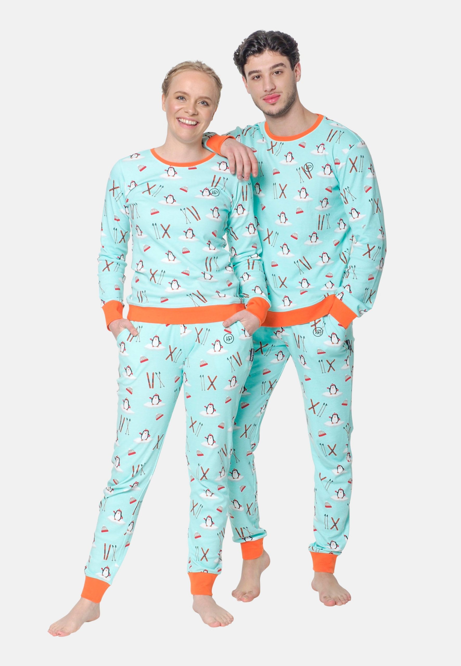 gekke-pyjama-dames-550qxx-1.jpg Mooie dames winter pyjama van katoen. Blauwe pyjama set - Afbeelding 1