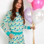 Happy Snooz Pyjama Leuke dames pyjama voor volwassenen Dolfijnen print S | bol