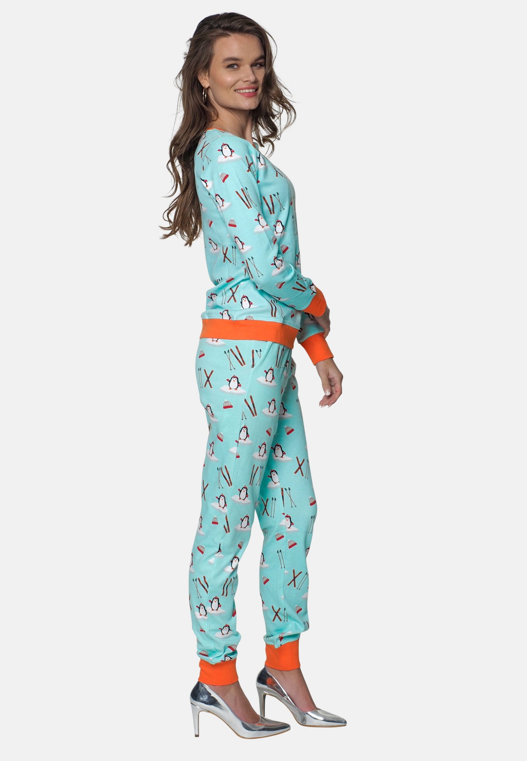 grappige-pyjama-dames-417ajy-1.jpg Mooie dames winter pyjama van katoen. Blauwe pyjama set - Afbeelding 1