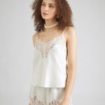 Hunkemöller Pyjamabroek 'Valerie' in Crème | ABOUT YOU