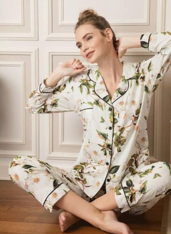 katoenen-dames-pyjama-325ijn-1.jpg Katoenen Pyjama Dames Nachthemd met lange mouwen en broek 100% Katoen | bol - Afbeelding 1