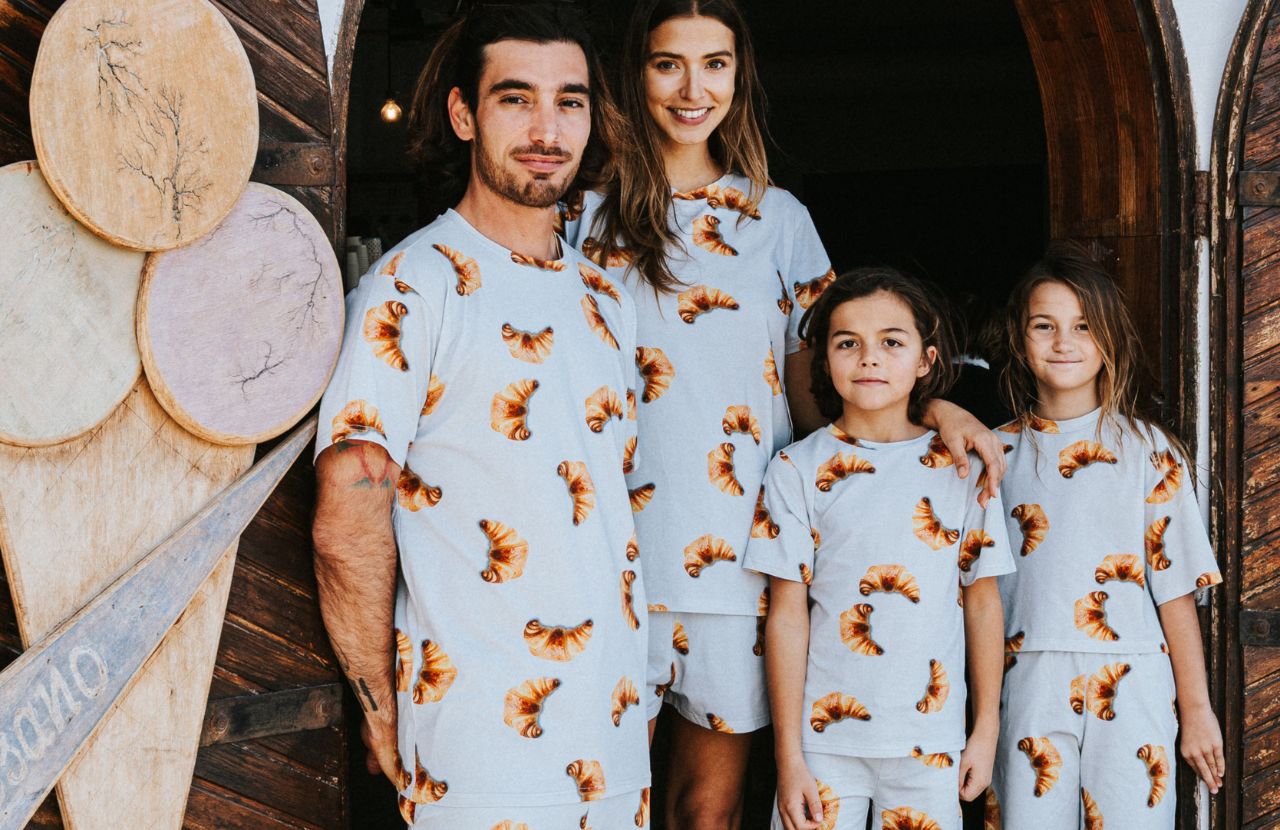 matching-pyjama-gezin-567sjq-1.jpg Met SNURK de hele familie in matching prints! - Afbeelding 1