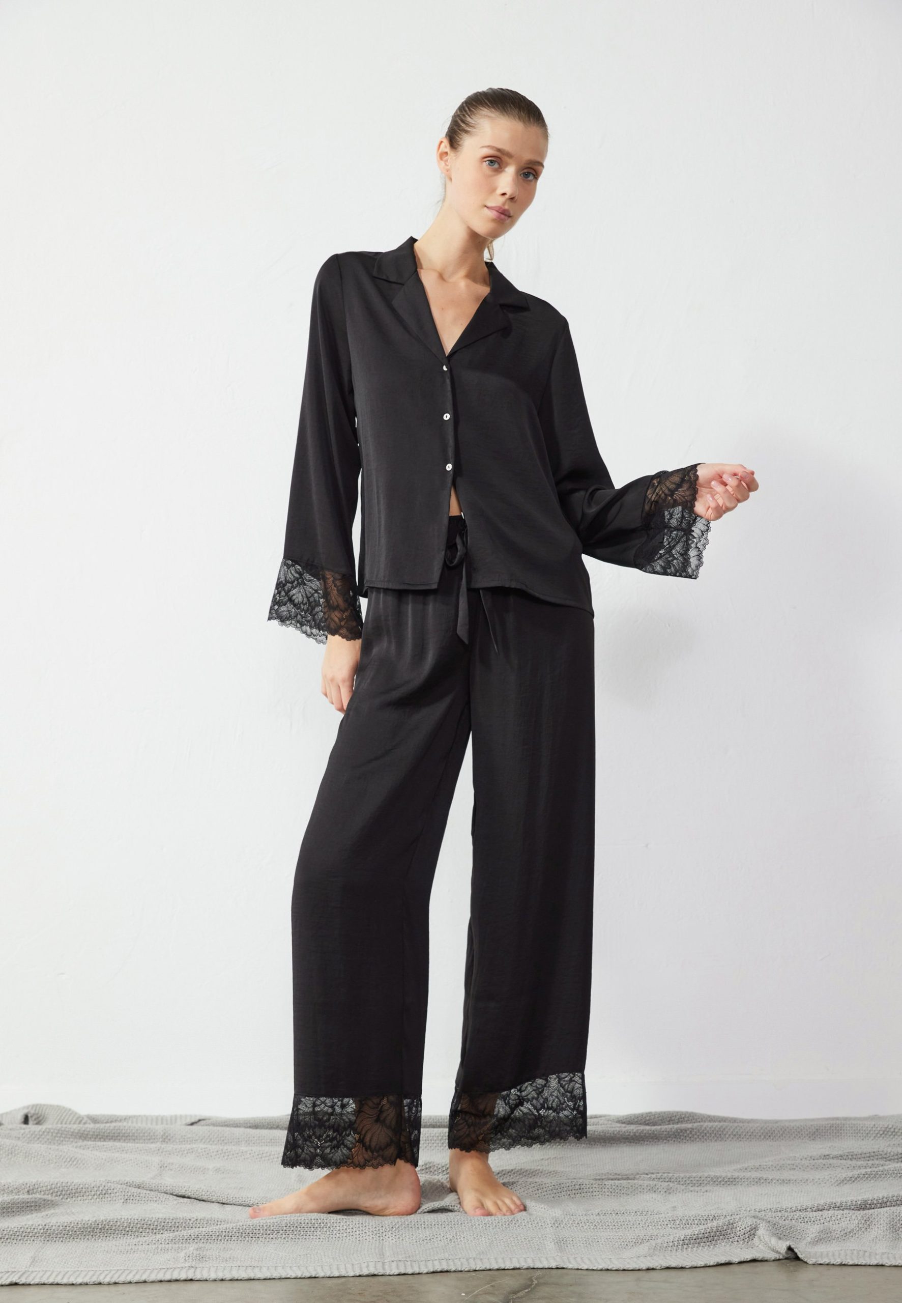 pyjama-dames-sale-689xod-1.jpg Nachtkleding sale online kopen | Zalando - Afbeelding 1