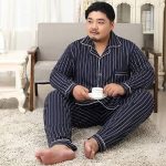 Oversized grote maat heren revers pyjama set lange mouw pyjama 65% katoen herfst 5XL plus size vet thuis service pak (blauw 2 4XL) : Amazon.nl: Kleding, schoenen & sieraden