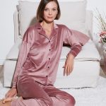 LELA SET REGULAR FIT Pyjama powder pink/donkerroze Zalando.nl