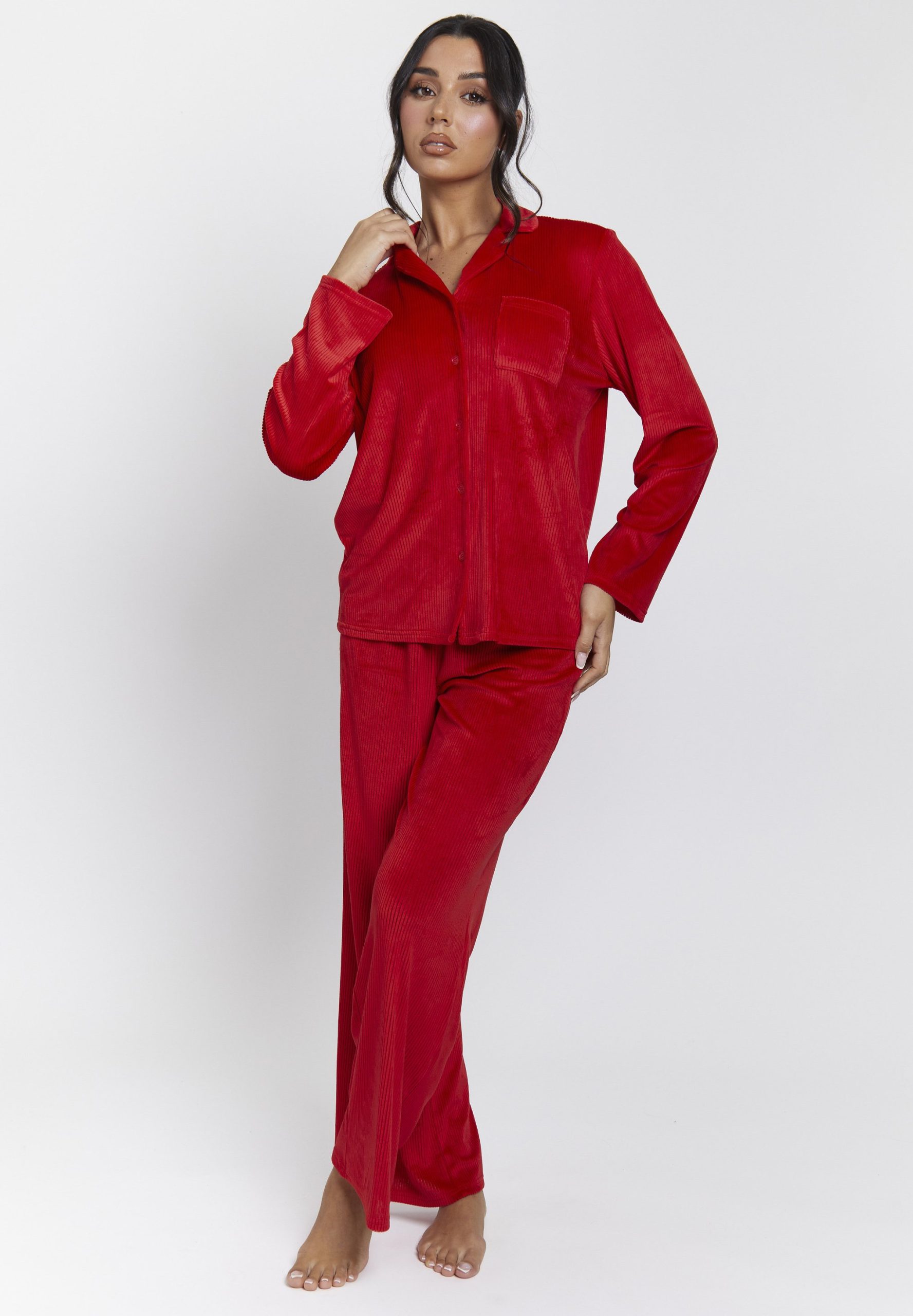 velours-pyjama-837hzm-1.jpg Loungeable VELOUR TRADITIONAL LONG SLEEVE SET Pyjama red/rood Zalando.nl - Afbeelding 1