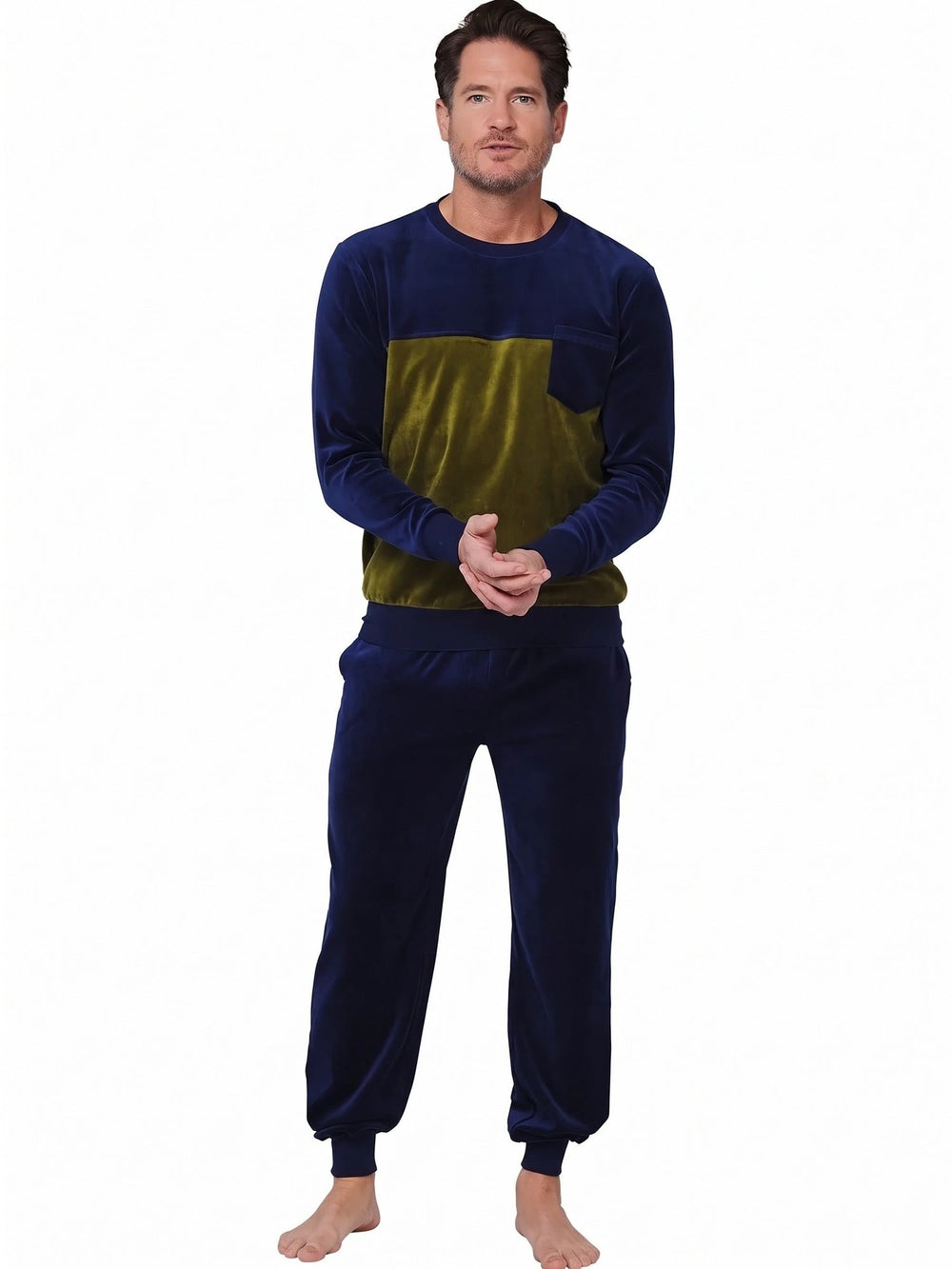 velours-pyjama-heren-184mhr-1.jpg Pastunette velours Heren pyjama Adventure – Sliponline - Afbeelding 1