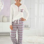 wäschepur Pyjama met elastiek in de pijpzomen in wit geprint | Witt
